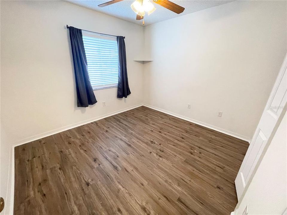 For Rent: $1,850 (3 beds, 2 baths, 1290 Square Feet)