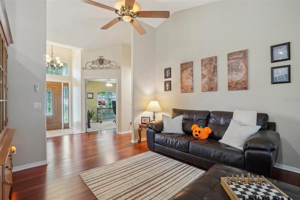 Active With Contract: $539,000 (4 beds, 2 baths, 2463 Square Feet)