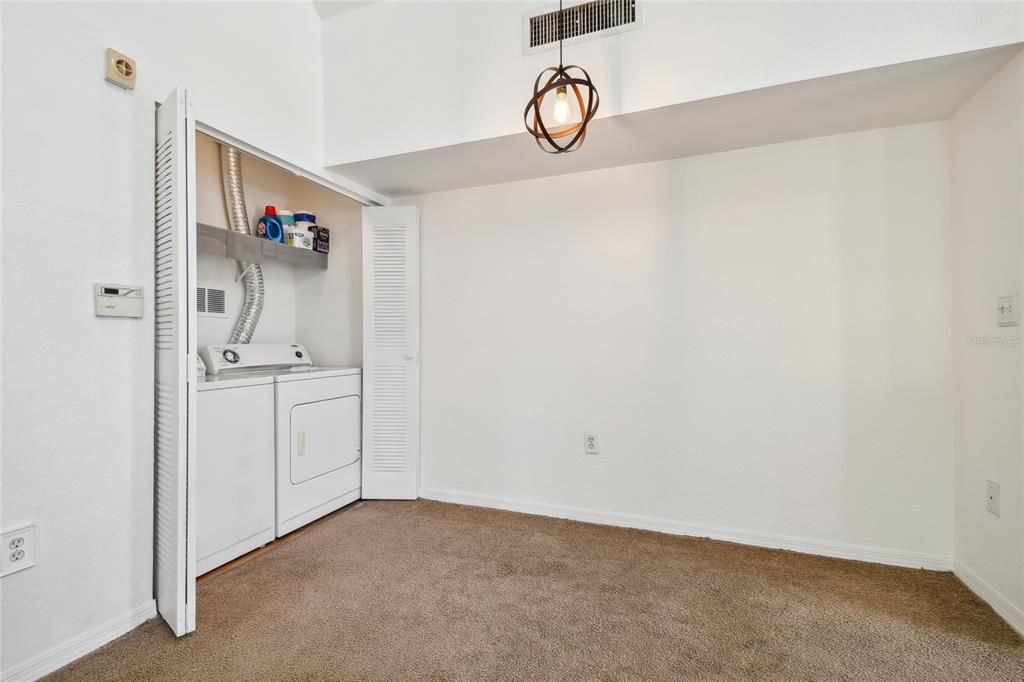 For Sale: $228,000 (1 beds, 1 baths, 1132 Square Feet)