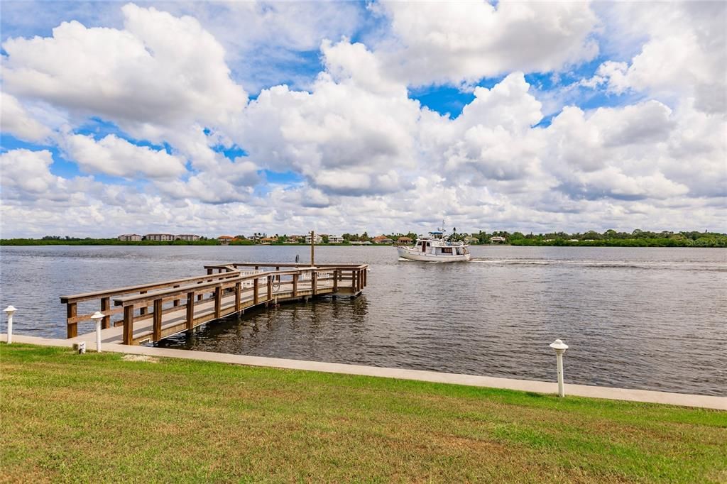 Fantastic fishing pier!