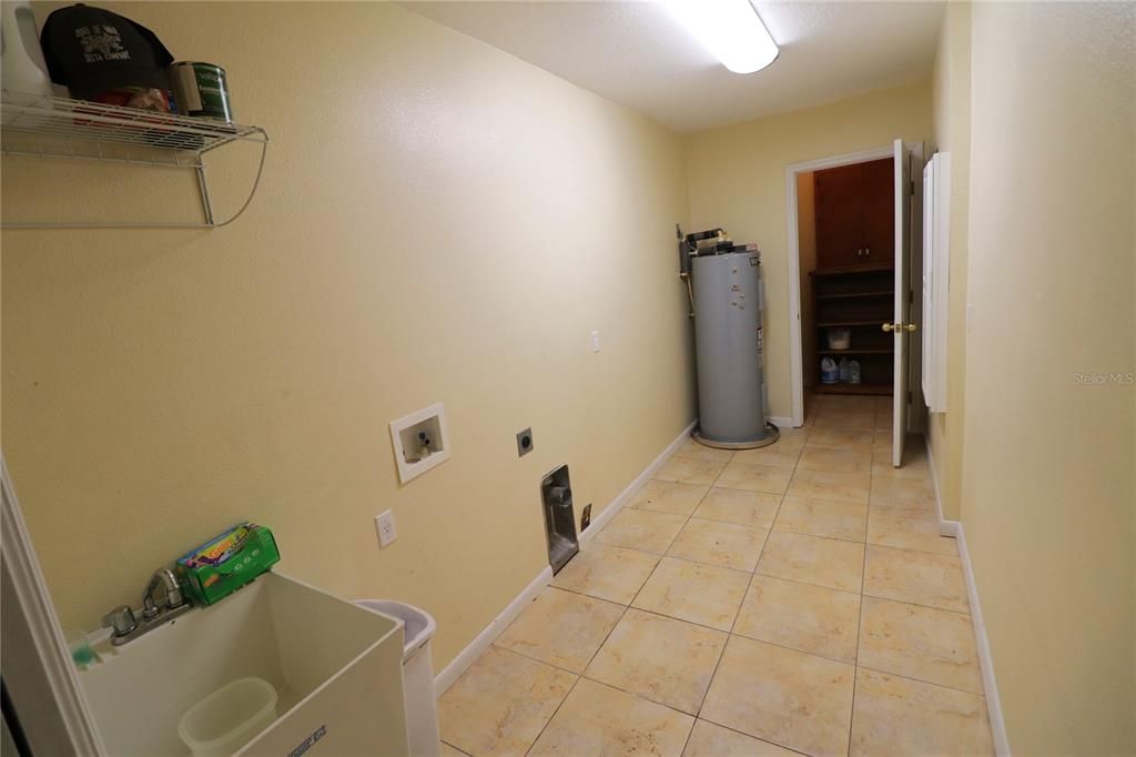 Long Utility Room