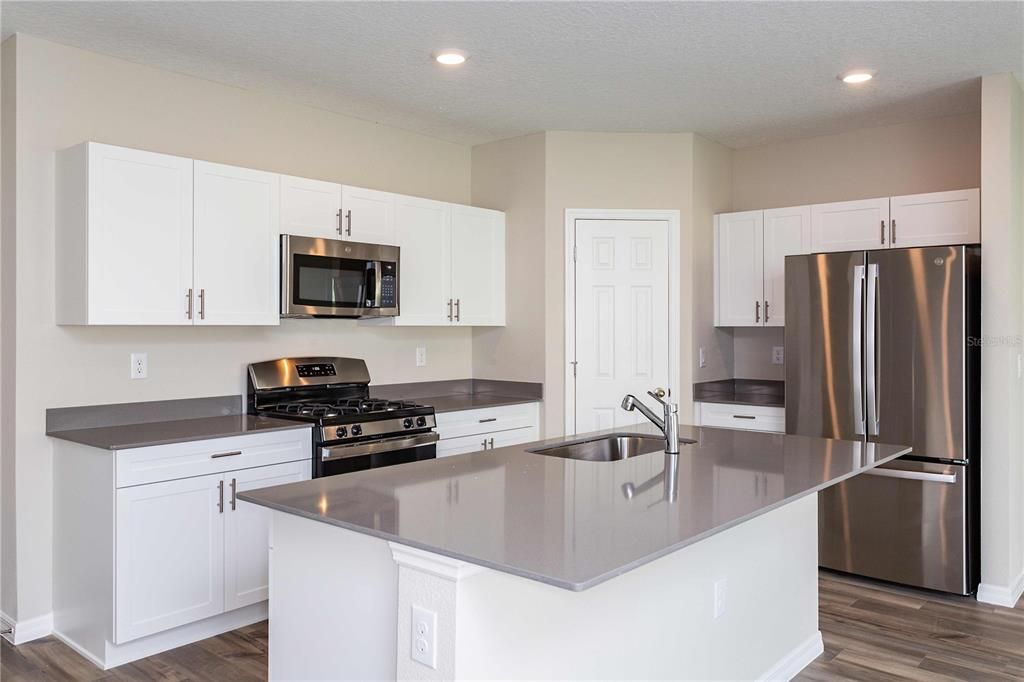 Active With Contract: $419,990 (4 beds, 2 baths, 2057 Square Feet)