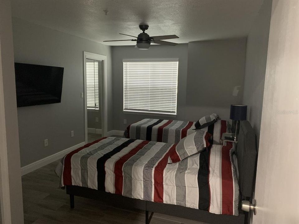 For Rent: $3,000 (2 beds, 2 baths, 1080 Square Feet)