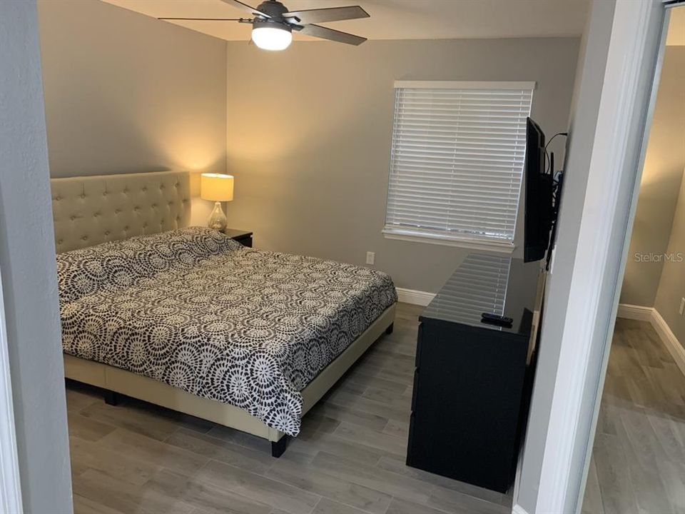 For Rent: $3,000 (2 beds, 2 baths, 1080 Square Feet)