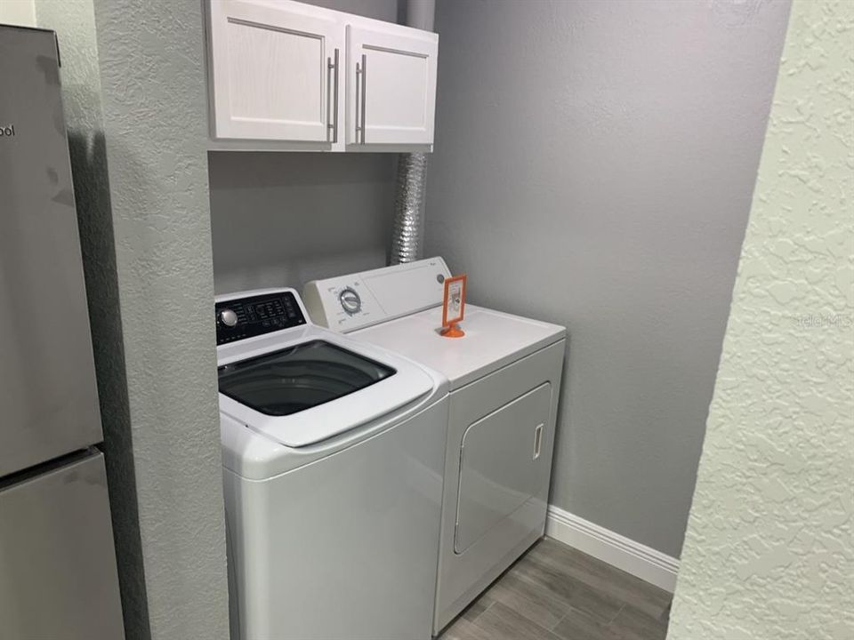 For Rent: $3,000 (2 beds, 2 baths, 1080 Square Feet)