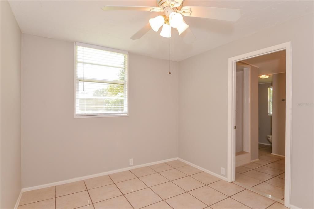 For Rent: $2,125 (3 beds, 2 baths, 970 Square Feet)