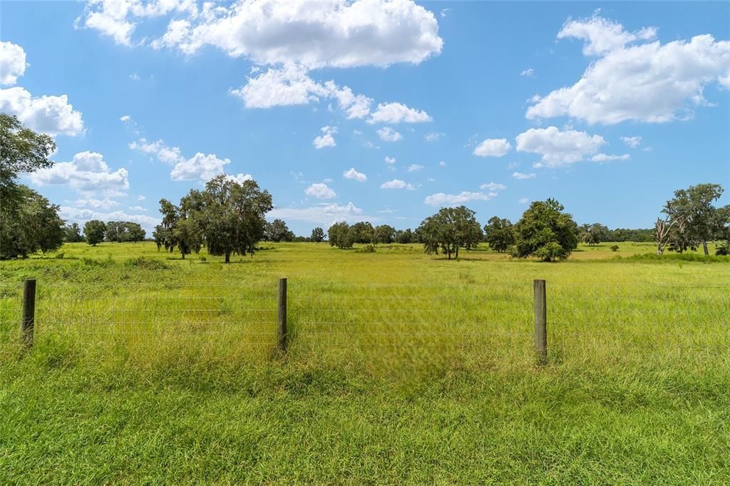 For Sale: $889,000 (4 beds, 2 baths, 2851 Square Feet)