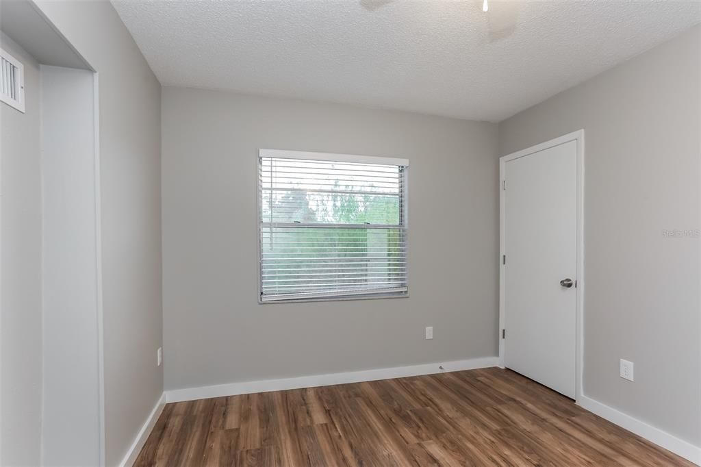 For Rent: $2,120 (3 beds, 2 baths, 1382 Square Feet)