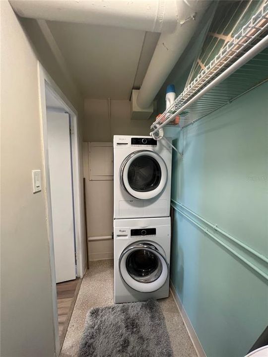 full washer and dryer in unit