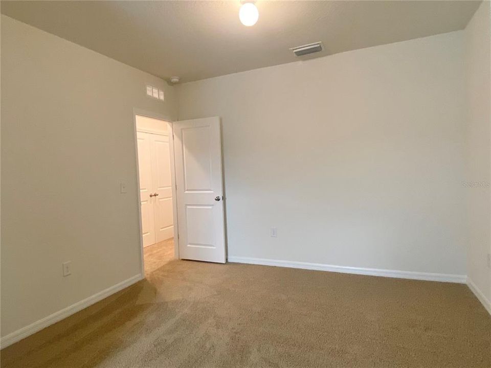 For Rent: $2,195 (3 beds, 2 baths, 1673 Square Feet)