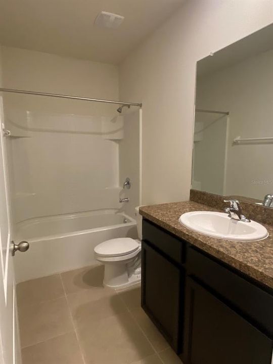 For Rent: $2,195 (3 beds, 2 baths, 1673 Square Feet)