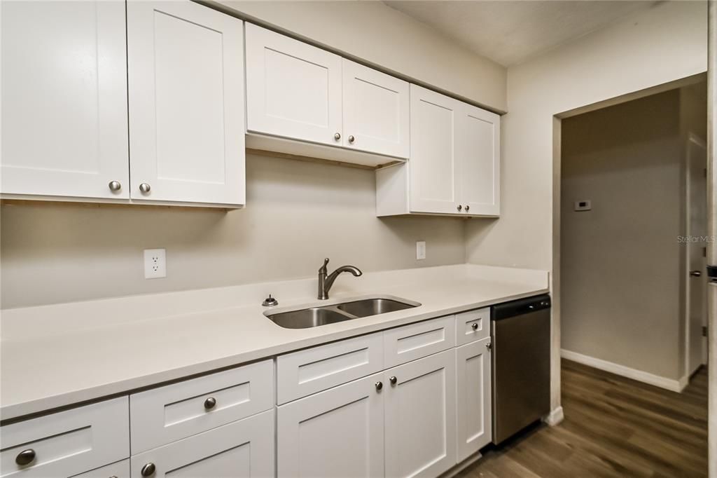 For Rent: $1,715 (3 beds, 2 baths, 1025 Square Feet)