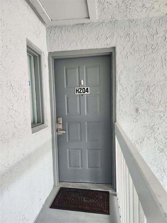 For Rent: $2,000 (3 beds, 2 baths, 1029 Square Feet)