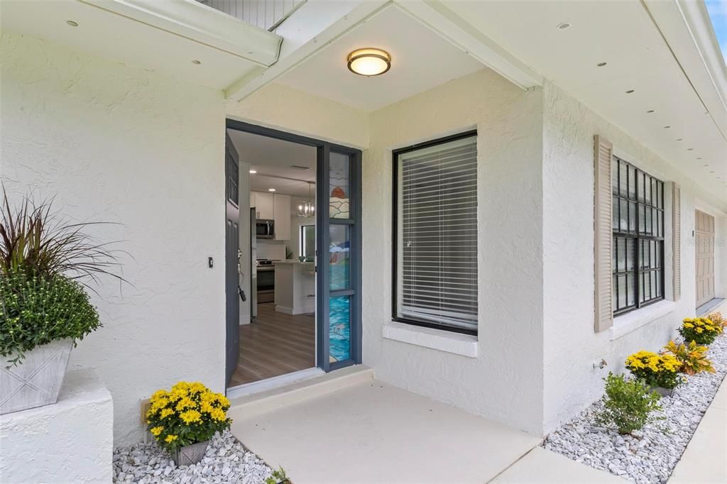 Active With Contract: $345,000 (3 beds, 2 baths, 1659 Square Feet)