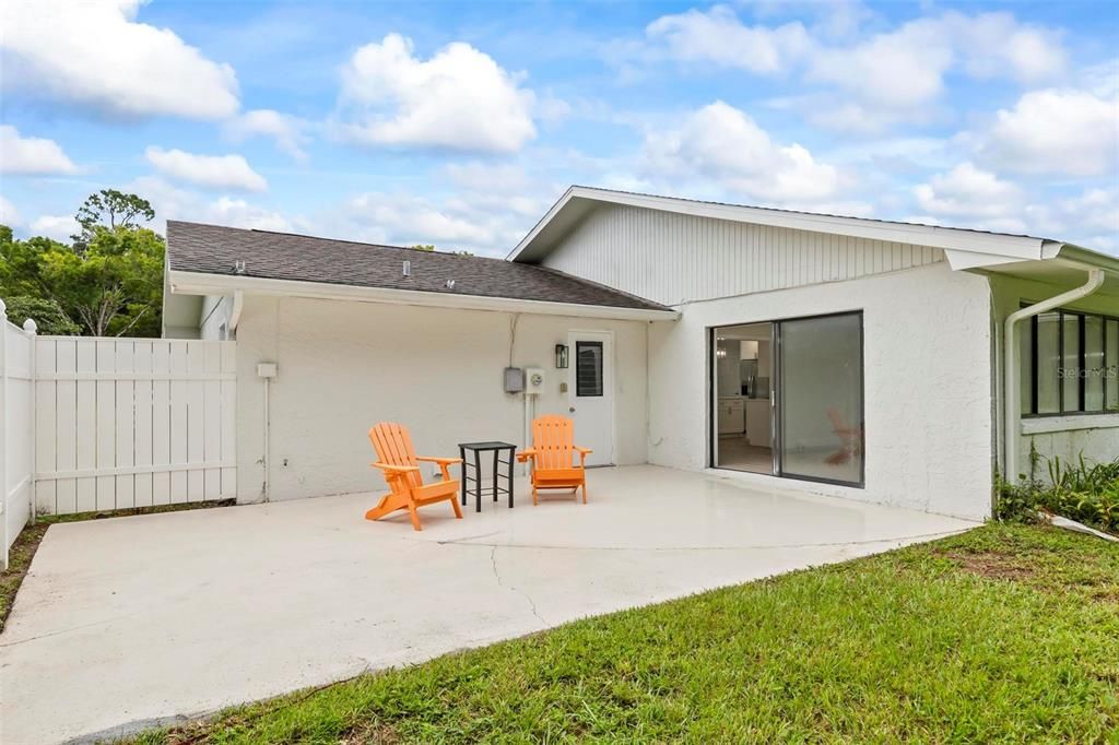 Active With Contract: $345,000 (3 beds, 2 baths, 1659 Square Feet)