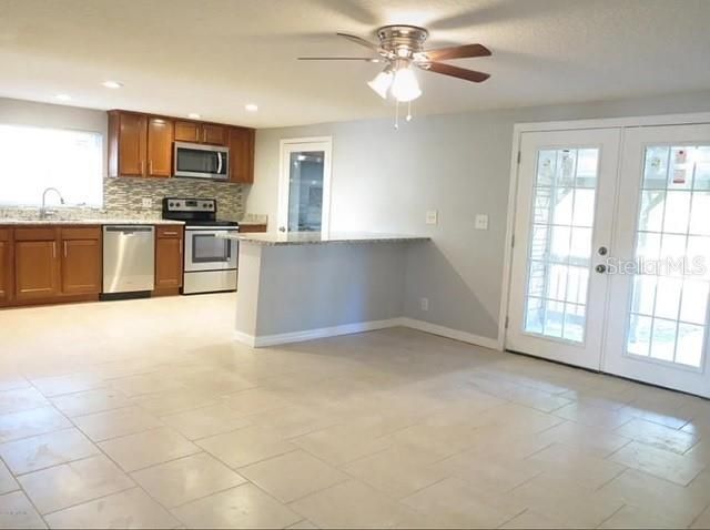 For Sale: $235,000 (4 beds, 2 baths, 1793 Square Feet)