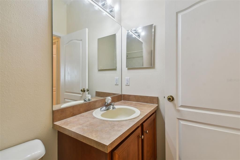 2nd Bathroom