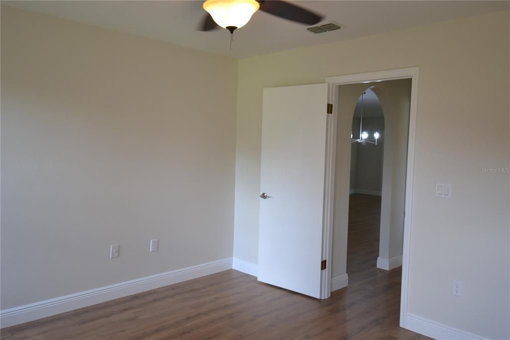 For Rent: $2,150 (2 beds, 2 baths, 1660 Square Feet)