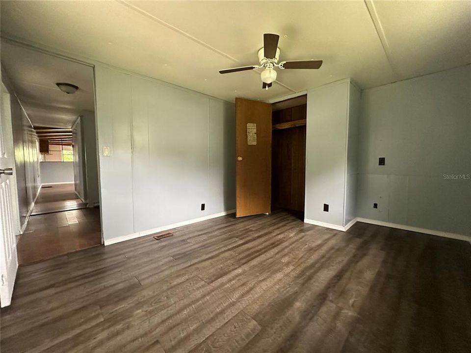 For Rent: $1,200 (2 beds, 1 baths, 770 Square Feet)