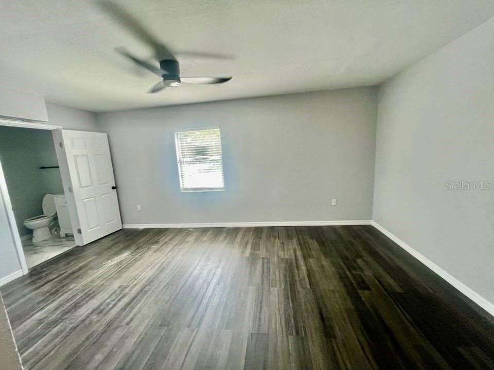 For Sale: $339,900 (3 beds, 2 baths, 1338 Square Feet)