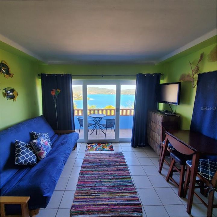 For Sale: $175,000 (1 beds, 2 baths, 480 Square Feet)