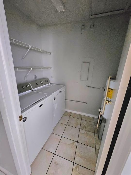 For Rent: $1,650 (2 beds, 2 baths, 1303 Square Feet)