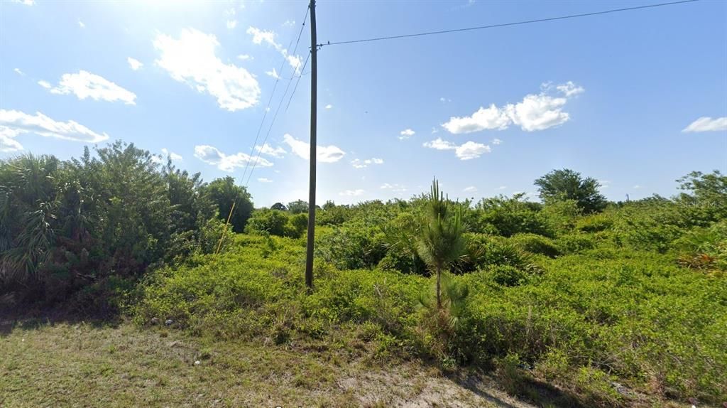 Active With Contract: $25,000 (0.28 acres)