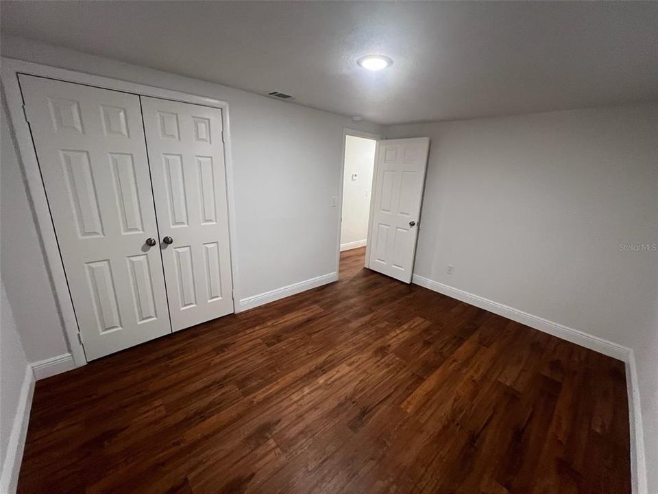 For Sale: $235,000 (2 beds, 1 baths, 810 Square Feet)