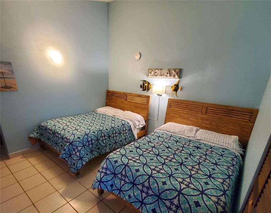 For Sale: $195,000 (1 beds, 2 baths, 480 Square Feet)