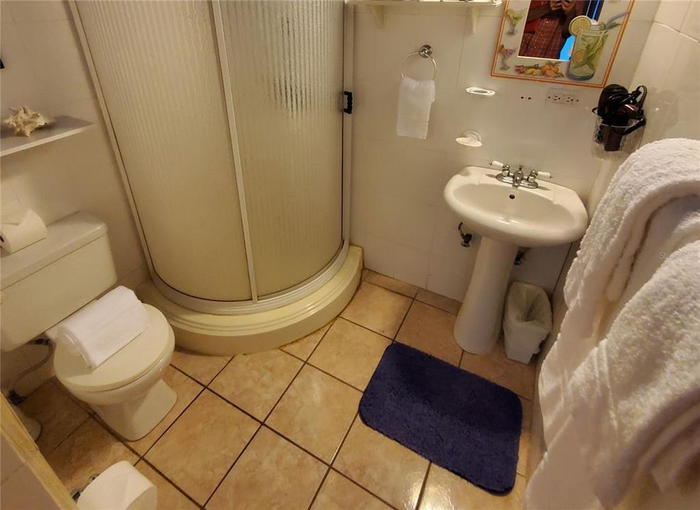 For Sale: $195,000 (1 beds, 2 baths, 480 Square Feet)