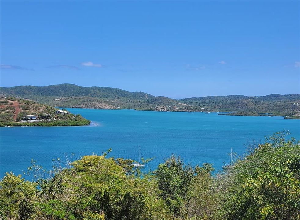 For Sale: $195,000 (1 beds, 2 baths, 480 Square Feet)