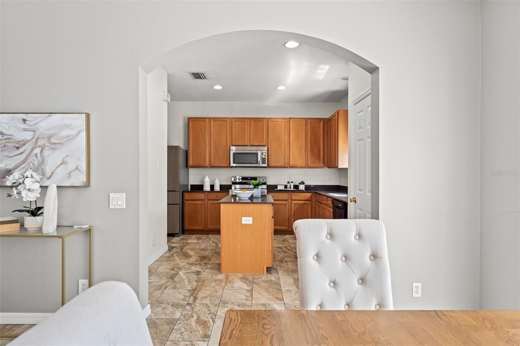 For Sale: $439,500 (3 beds, 2 baths, 1672 Square Feet)