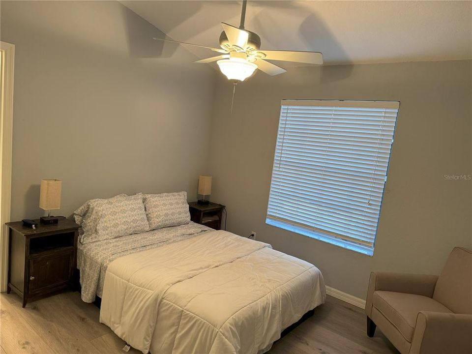 For Sale: $259,900 (2 beds, 2 baths, 1433 Square Feet)