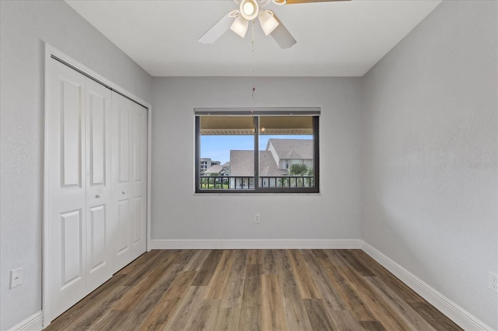 En Venta: $269,000 (2 camas, 2 baños, 1025 Pies cuadrados)