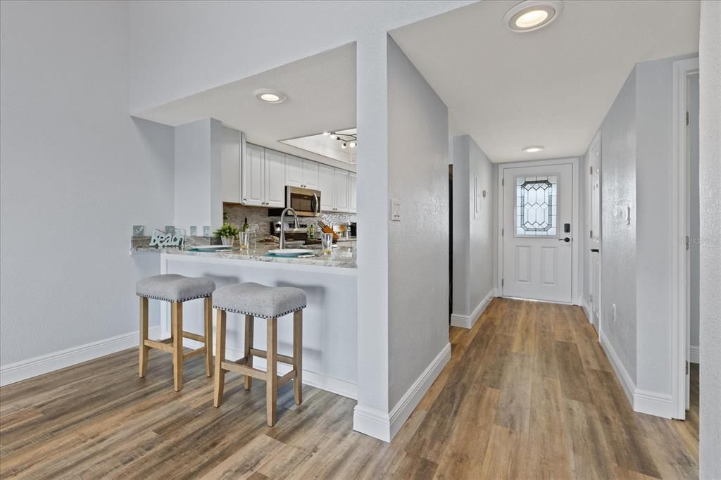 En Venta: $269,000 (2 camas, 2 baños, 1025 Pies cuadrados)