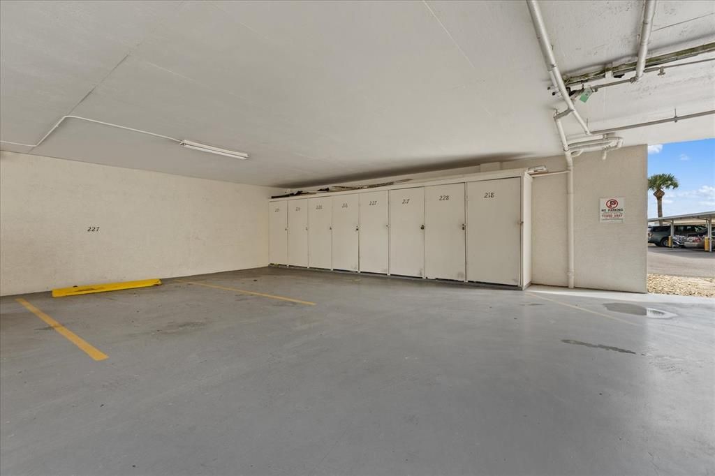 En Venta: $269,000 (2 camas, 2 baños, 1025 Pies cuadrados)