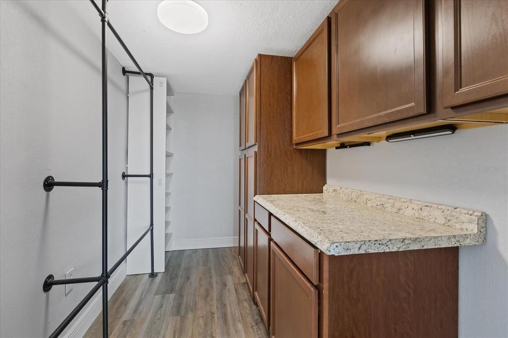 En Venta: $269,000 (2 camas, 2 baños, 1025 Pies cuadrados)