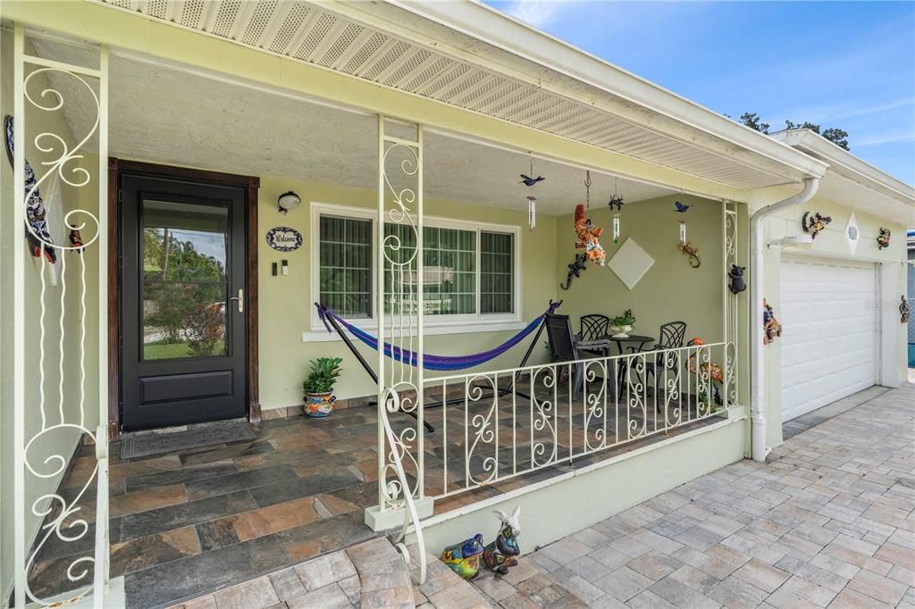 For Sale: $525,000 (4 beds, 2 baths, 1462 Square Feet)