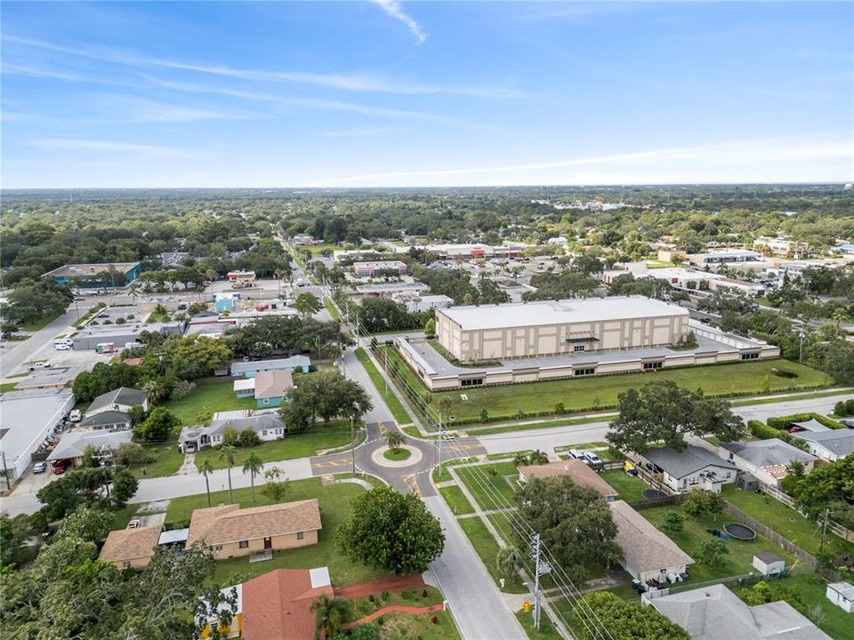 For Sale: $525,000 (4 beds, 2 baths, 1462 Square Feet)