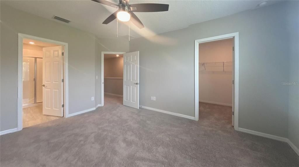 For Rent: $2,400 (3 beds, 2 baths, 1588 Square Feet)