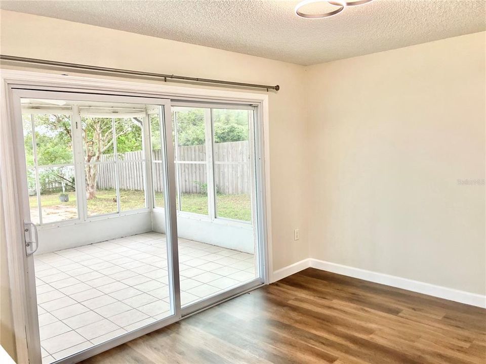 Active With Contract: $2,300 (4 beds, 2 baths, 1498 Square Feet)