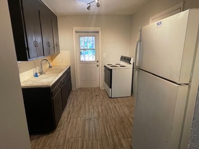 For Rent: $1,795 (2 beds, 1 baths, 1000 Square Feet)