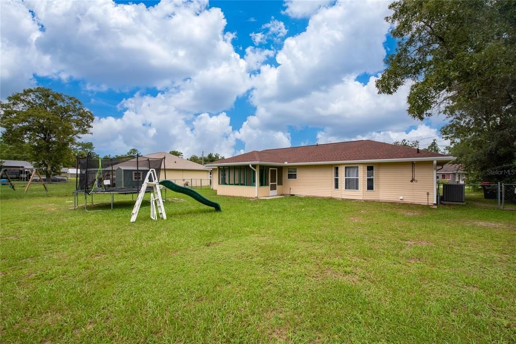 For Sale: $280,000 (3 beds, 2 baths, 1308 Square Feet)