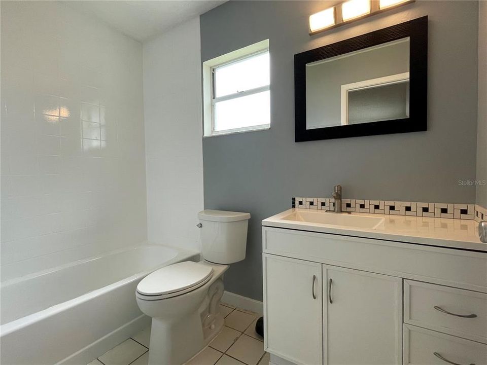 For Rent: $1,675 (3 beds, 2 baths, 1247 Square Feet)