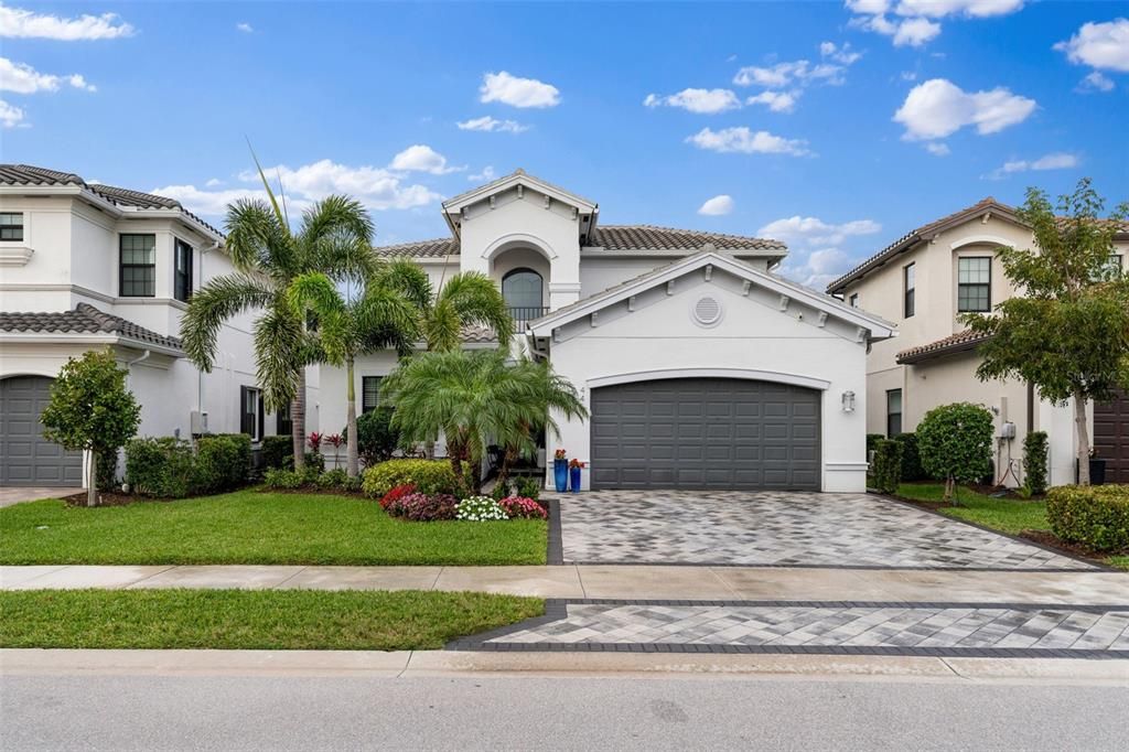 Recently Sold: $1,599,000 (5 beds, 4 baths, 3508 Square Feet)