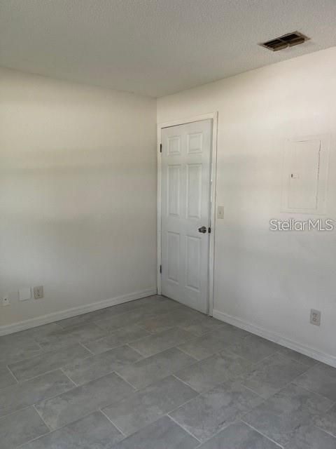 For Rent: $1,795 (3 beds, 2 baths, 1079 Square Feet)