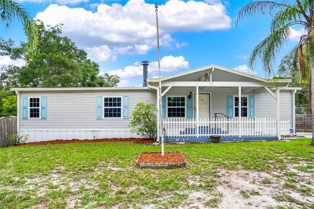 Active With Contract: $250,000 (3 beds, 2 baths, 1568 Square Feet)