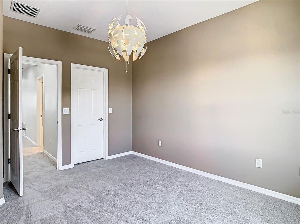 Active With Contract: $429,000 (3 beds, 2 baths, 1816 Square Feet)