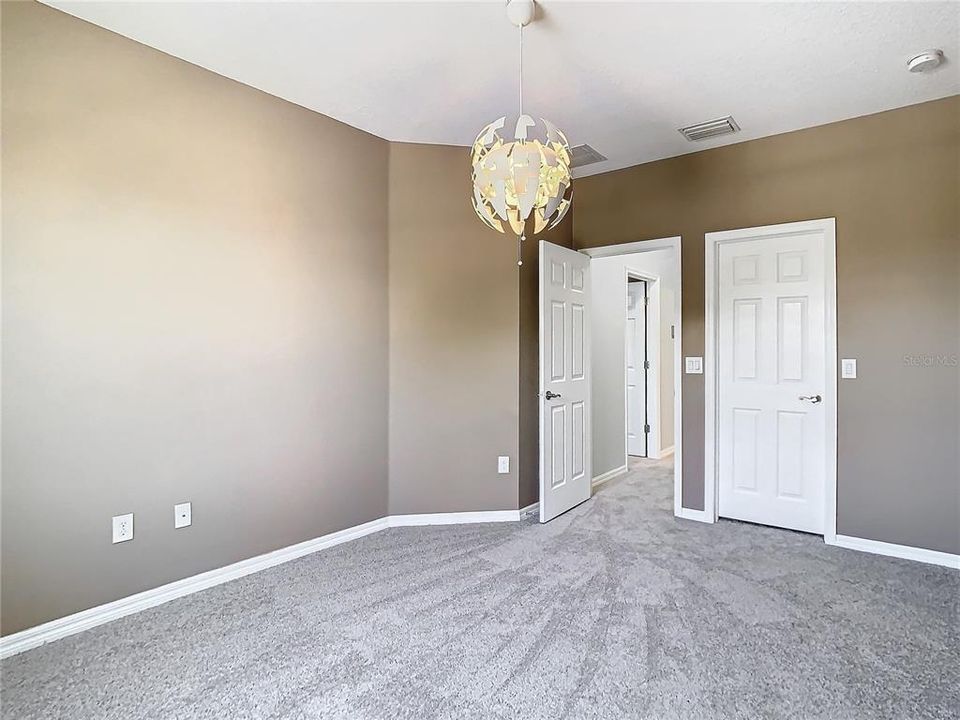 For Sale: $429,000 (3 beds, 2 baths, 1816 Square Feet)