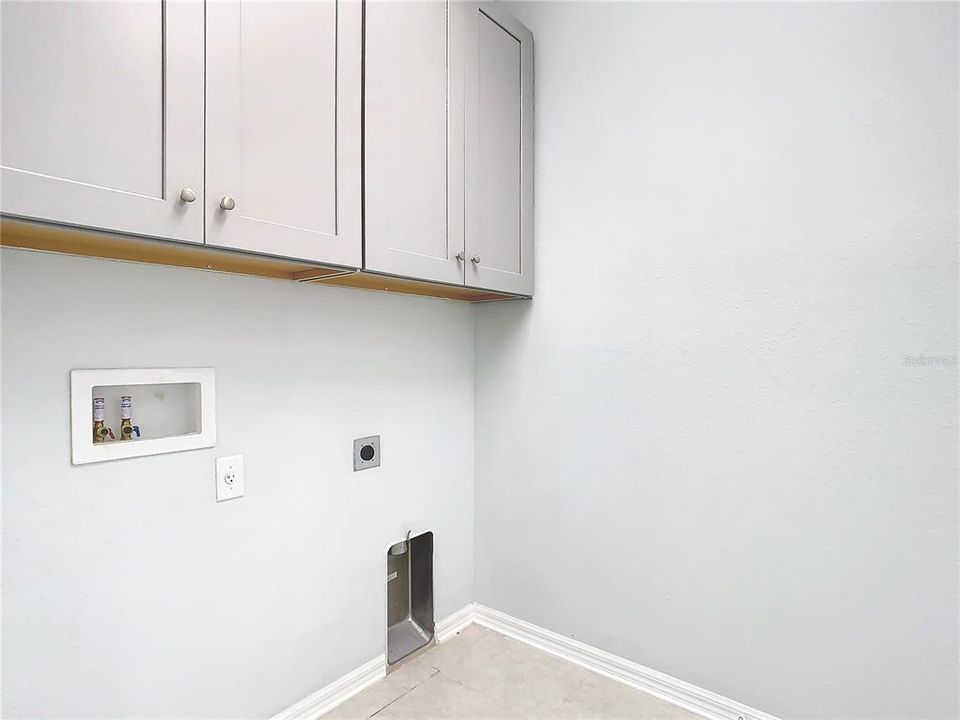 For Sale: $429,000 (3 beds, 2 baths, 1816 Square Feet)